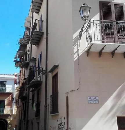 Le Sedie Volanti 호스텔 *